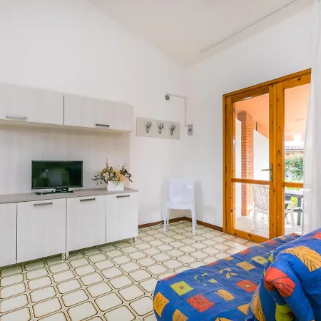 Villaggio Sole B-2 By Interhome Vakantiehuis *